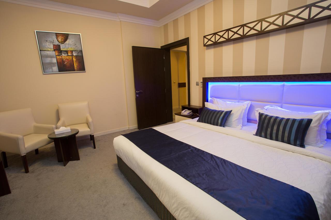 Blue Night Hotel Jeddah Exterior photo